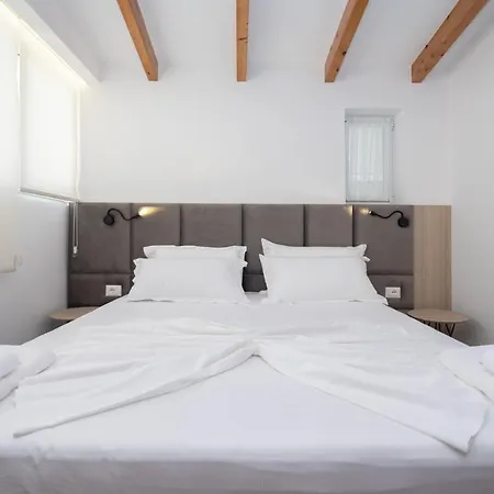 Hotell Portside Gf Vlorë