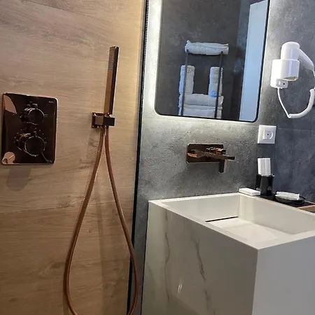 Hotell Portside Gf Vlorë